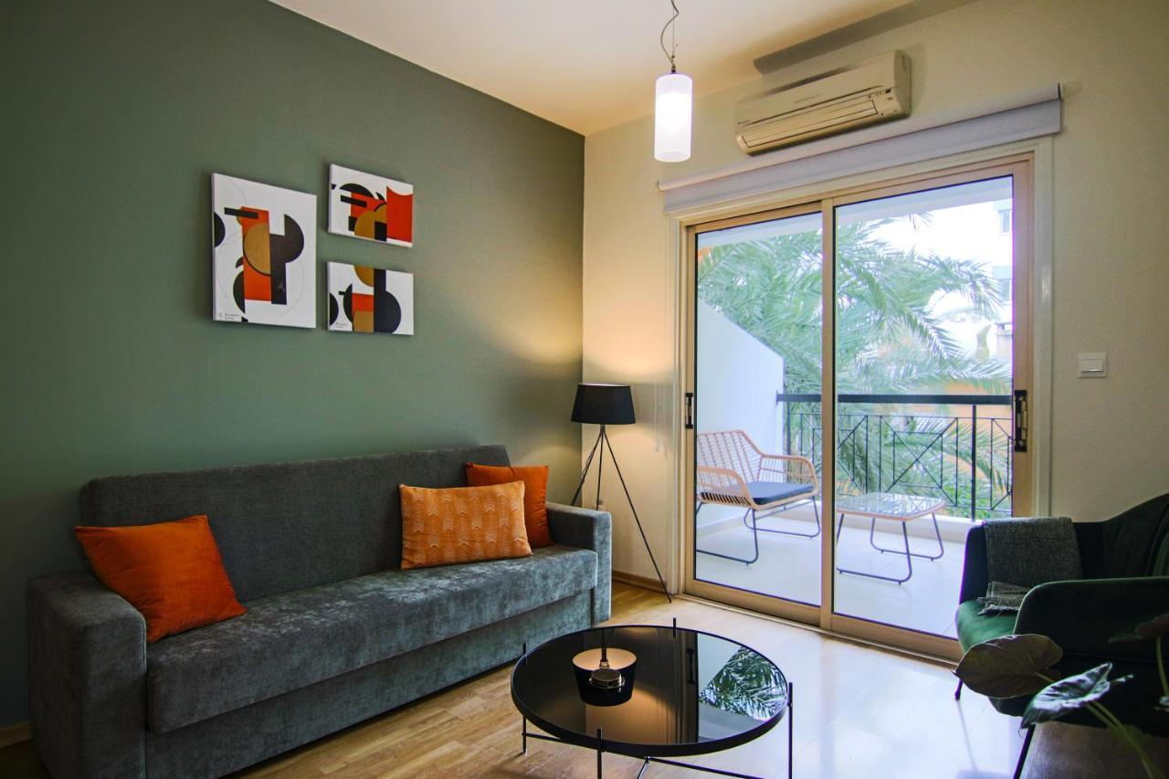 Phaedrus Living City View Luxury Iras Flat 102 Nikosia Bagian luar foto