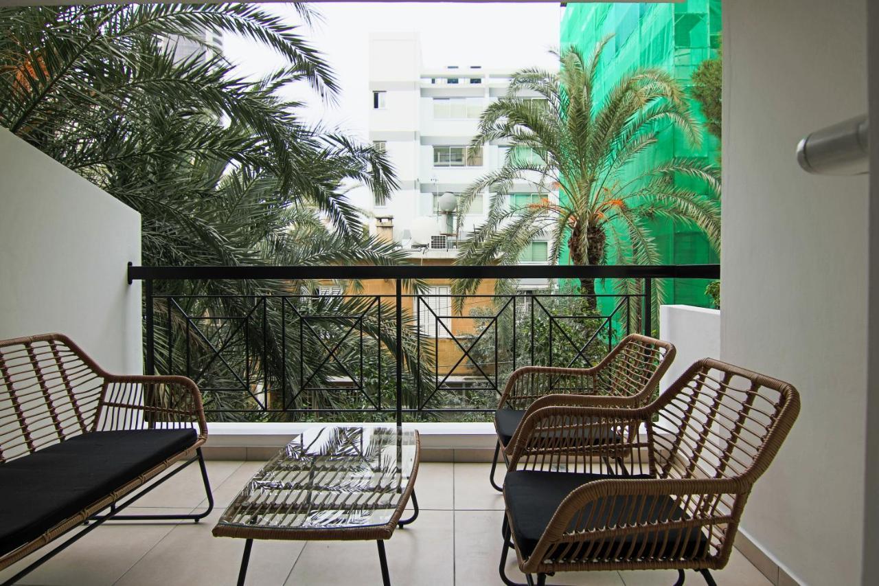 Phaedrus Living City View Luxury Iras Flat 102 Nikosia Bagian luar foto